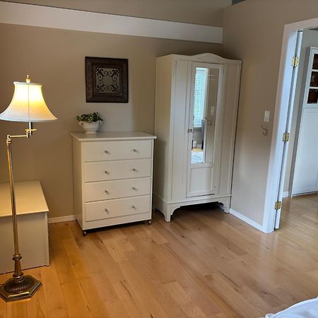Sea And Cedar Retreat-A Home In A Tranquil Setting Cowichan Bay Εξωτερικό φωτογραφία