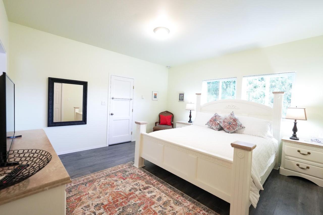 Sea And Cedar Retreat-A Home In A Tranquil Setting Cowichan Bay Εξωτερικό φωτογραφία